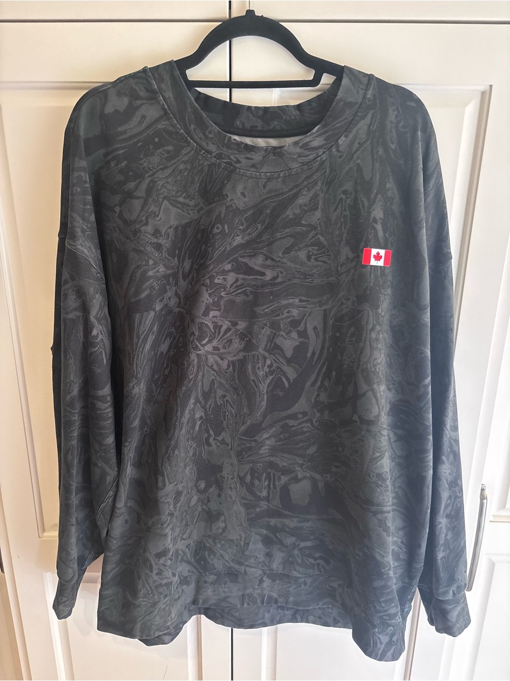 Men's Dark Gray Marble-Print Crewneck Sweater with Canadian Flag Lululemon